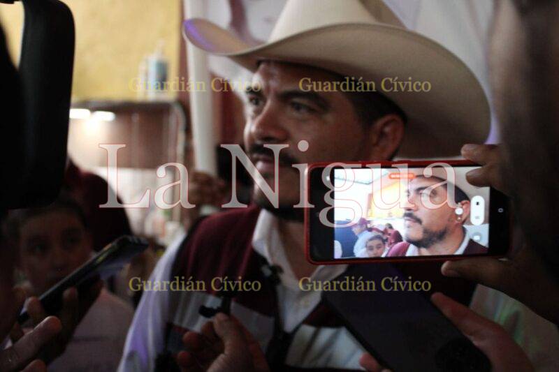 Zenyazen Escobar García deja huella en su gira por el norte del estado