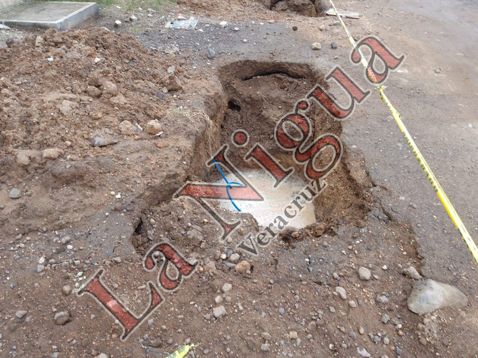 CMAS deja abiertas zanjas tras reparar tomas de agua en la colonia 23 de Marzo