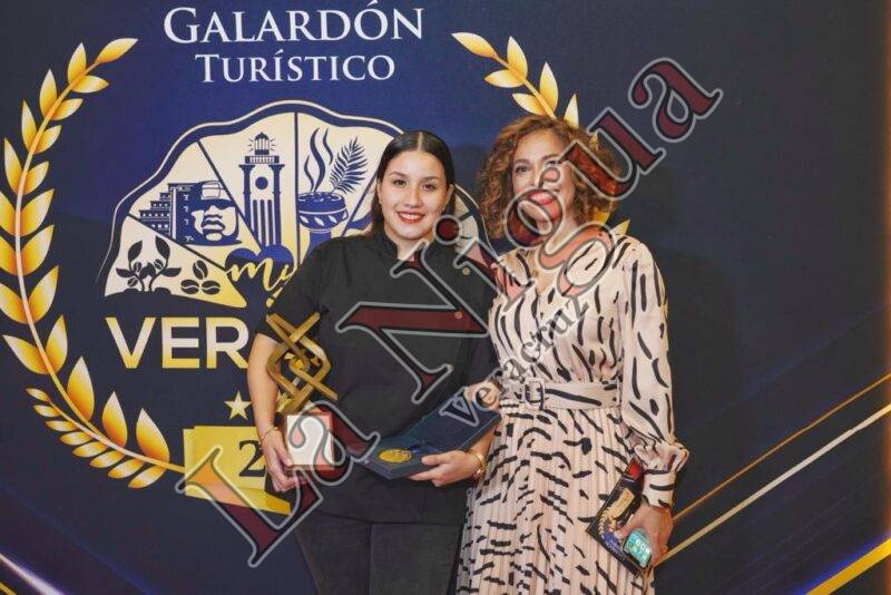 Recibe Córdoba Galardón Turístico: “Mi Veracruz”  como mejor operador turístico y mejor platillo tradicional