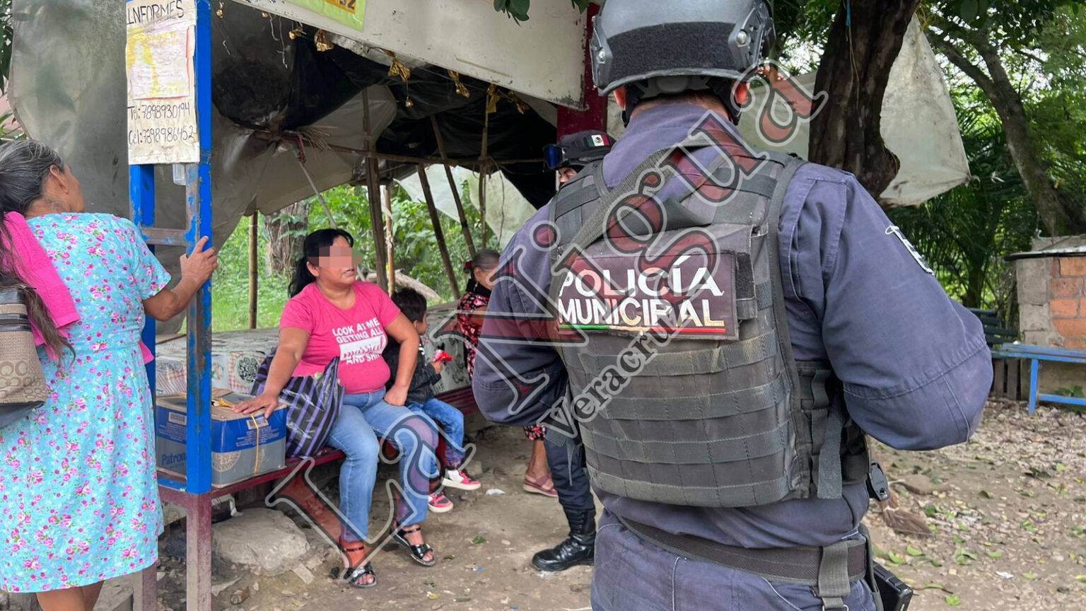 Auxilian a mujer tras reportar que la seguían