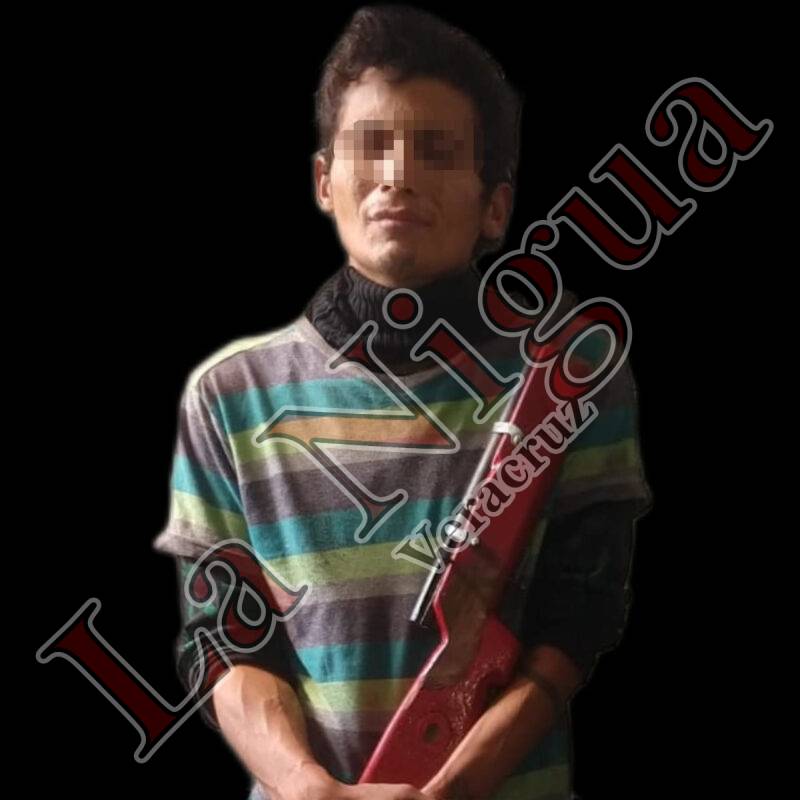 Detienen a sujeto que asaltó a mujer en clínica de Las Choapas