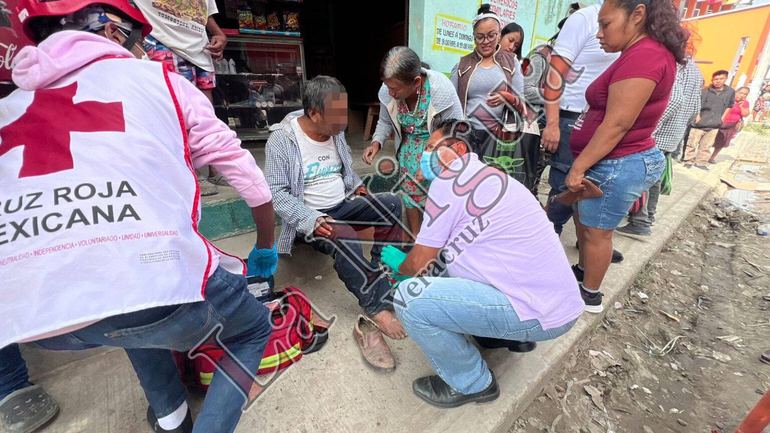 Hombre vive de milagro; camión atropella a hombre sobre la municipalizada