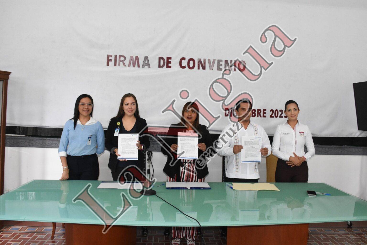 Firma convenio Ayuntamiento con Hospital Covadonga
