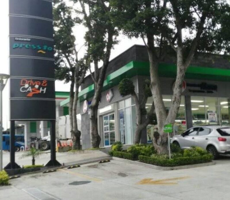 Le roban 400 mil  en Plaza El Espinal