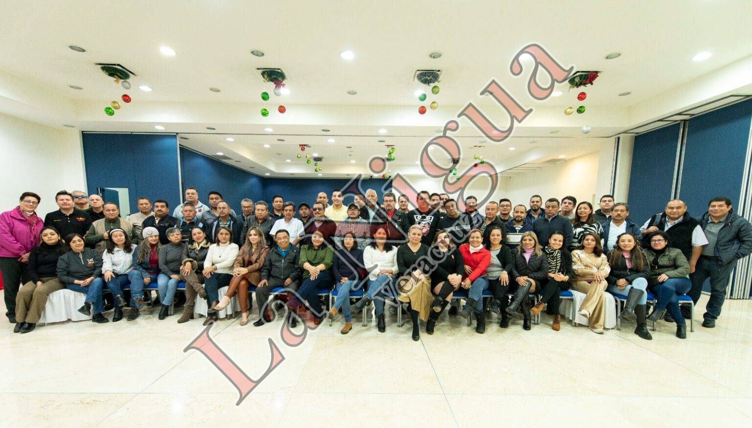 Reconocen autoridades municipales a Periodistas en su día