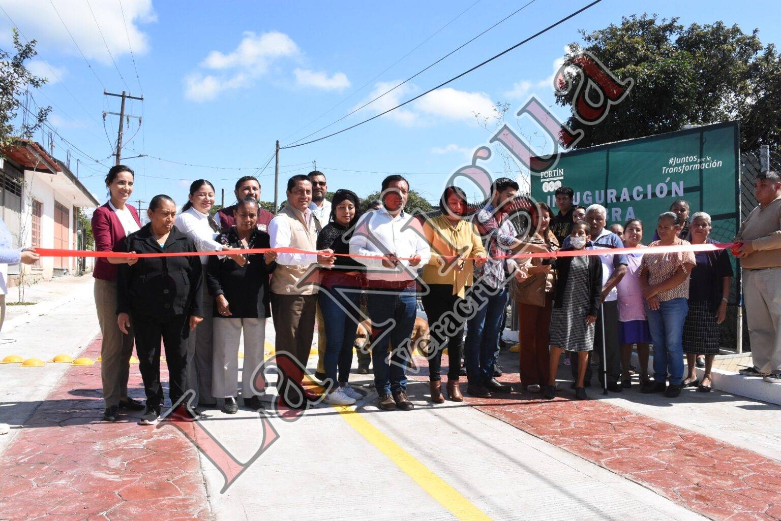 Entrega presidente municipal una obra más en Monte Salas