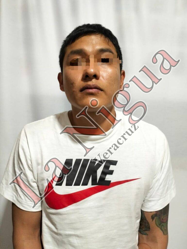 Detienen a una pareja de narcomenudistas en Papantla