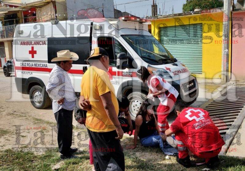 MUJER QUEDA ATRAPADA EN REJILLA DEL DRENAJE PLUVIAL