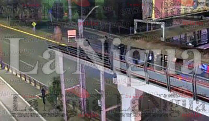 POLICÍAS ESTATALES EVITAN QUE MUJER SE QUITE LA VIDA