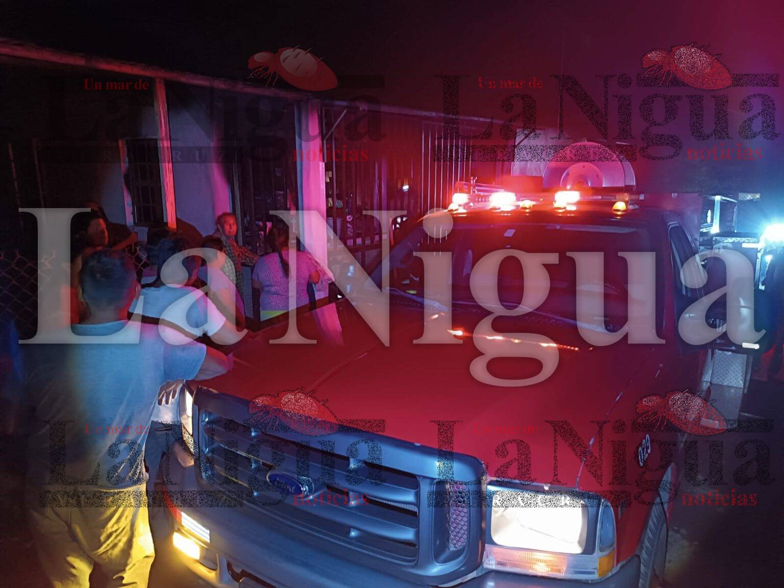 Conato de incendio hospitaliza a una fémina y dos menores de edad.