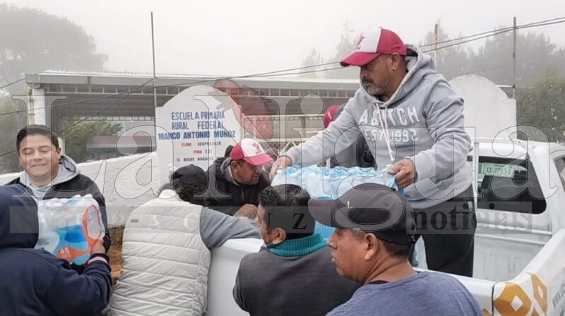 MCM llevó víveres a familias damnificadas de El Nicho, en Nogales