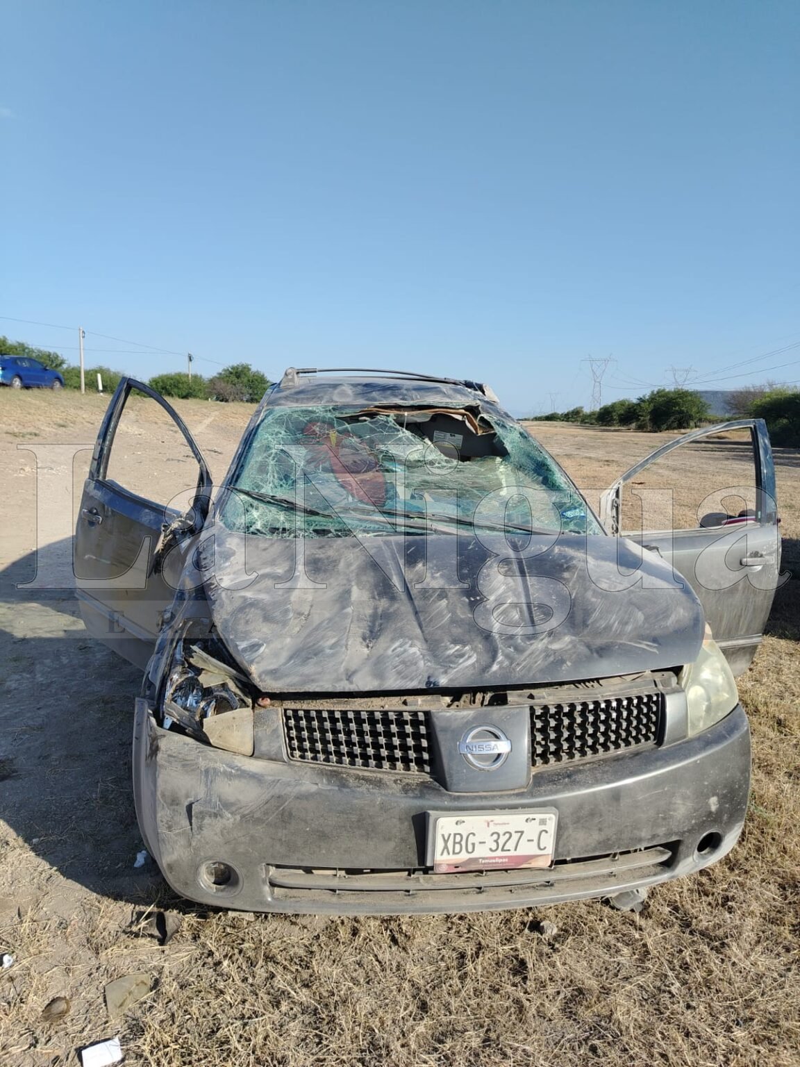 Siete lesionados tras volcadura: familia se dirigía a la playa