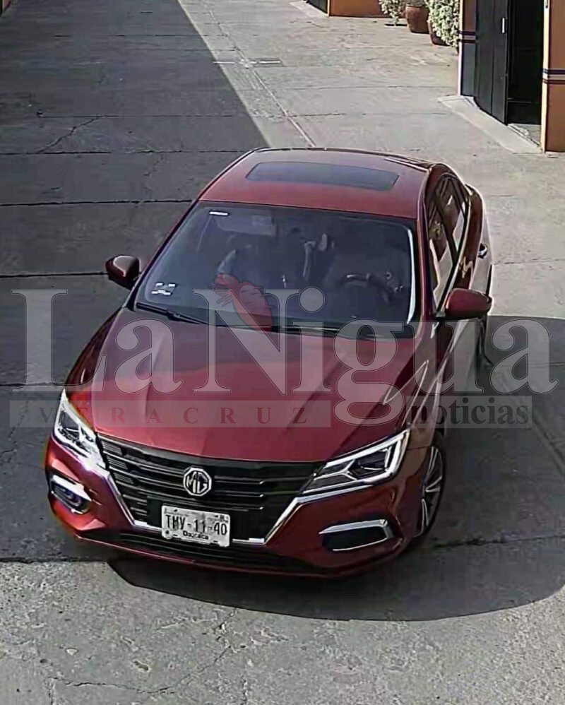 Parejita se roba televisor de motel en #Tehuantepec