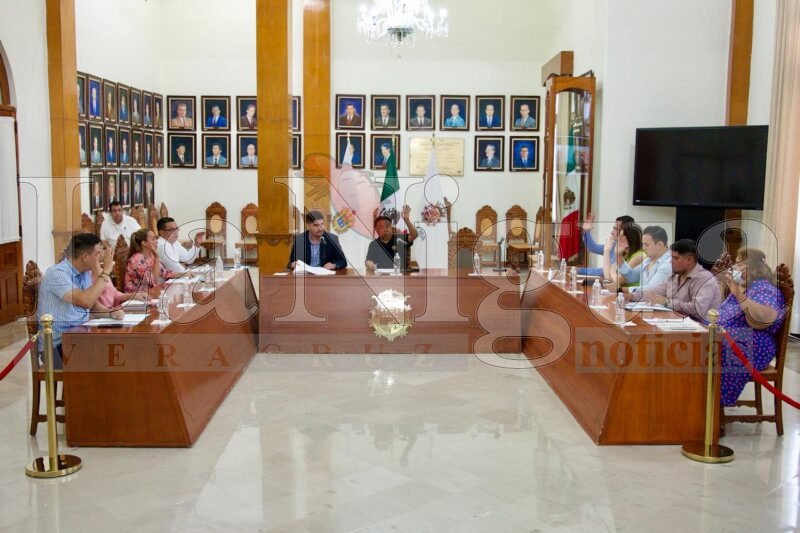 Aprueban en sesión de cabildo diversas disposiciones de interés general