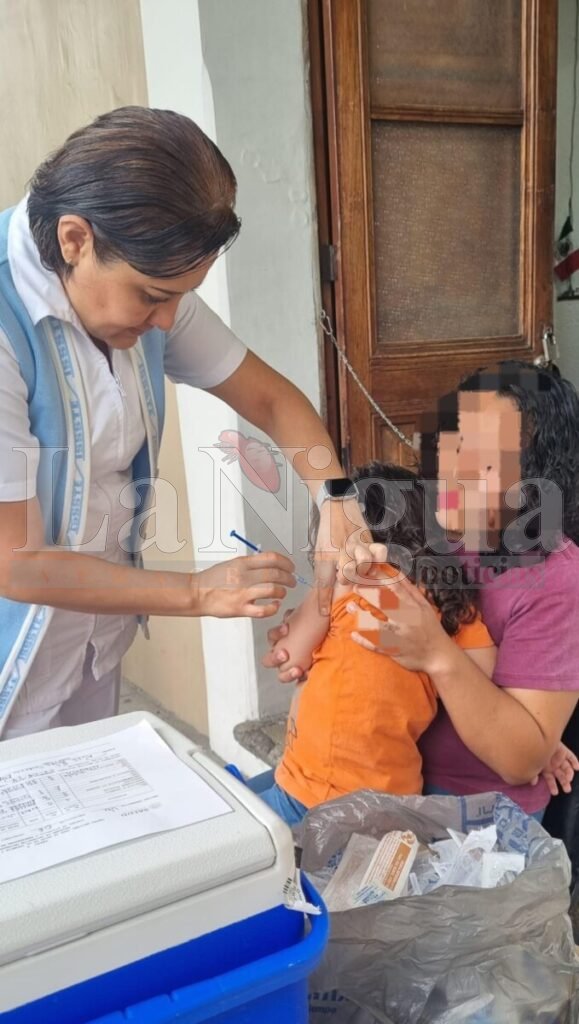 Llaman a completar esquemas de vacunación para prevenir el sarampión