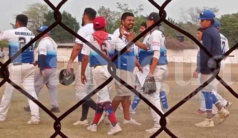 Mata Tenatito ganó juegazo; tendió a Grupo Garrido, 6-5