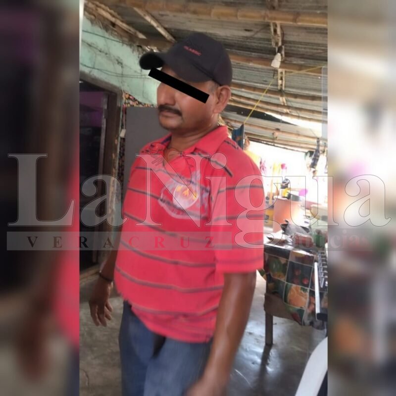 Empleado del ayuntamiento allana vivienda e intenta atacar a una familia