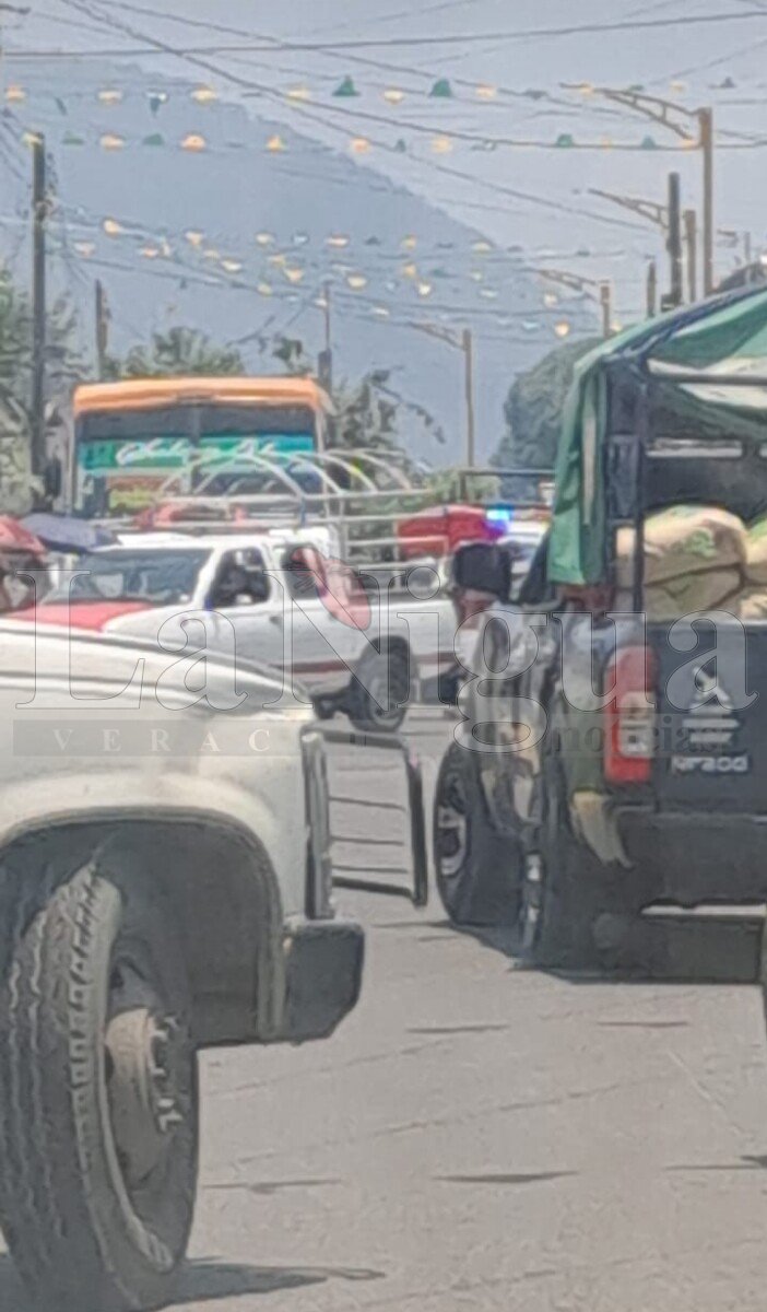 Habitantes de Xonoxintla Bloquean Carretera Estatal en Protesta por Falta  de Agua Potable