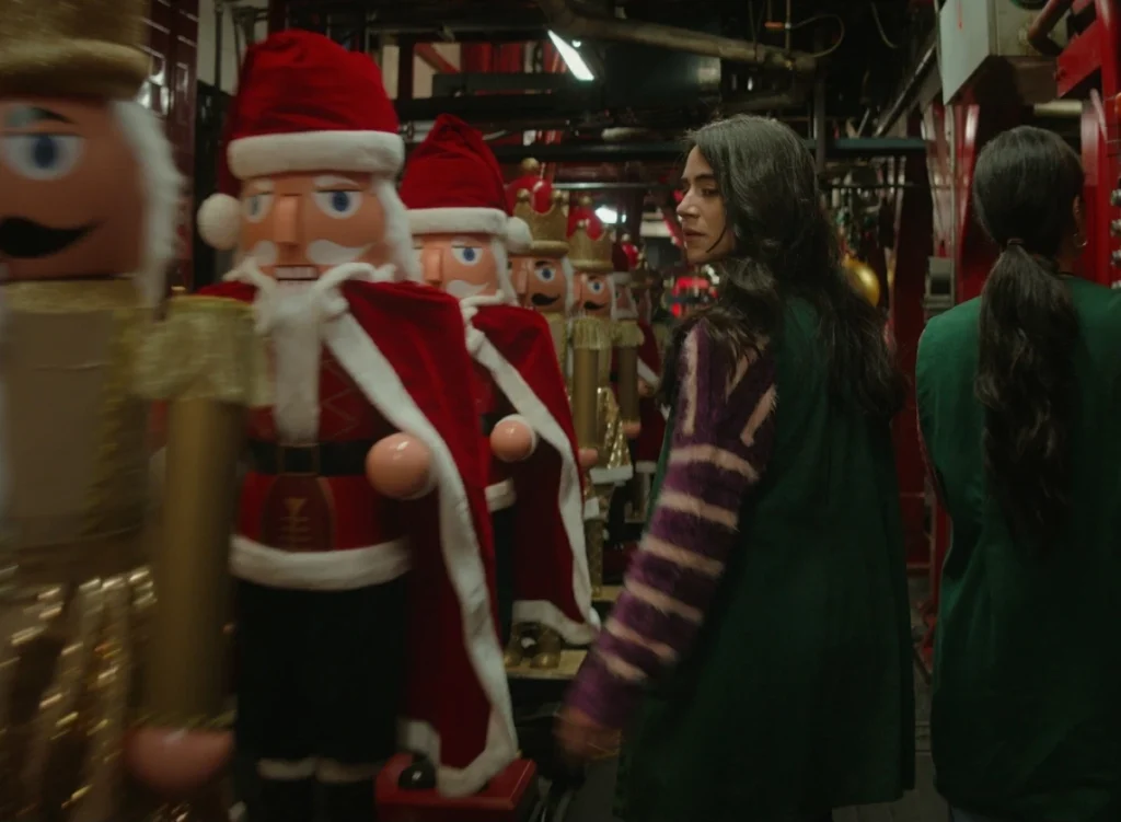 Coca-Cola estrena su primera serie navideña en Prime Video