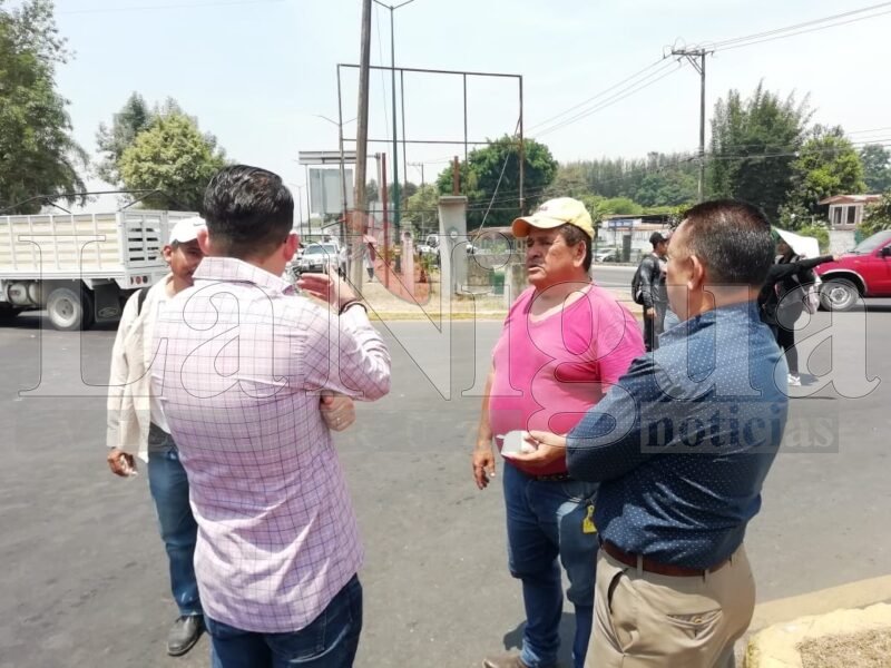 Bloqueo en la carretera Xalapa-Coatepec por incendio forestal 1 ede86787 040d 4c46 865a 2ca40e449810 1