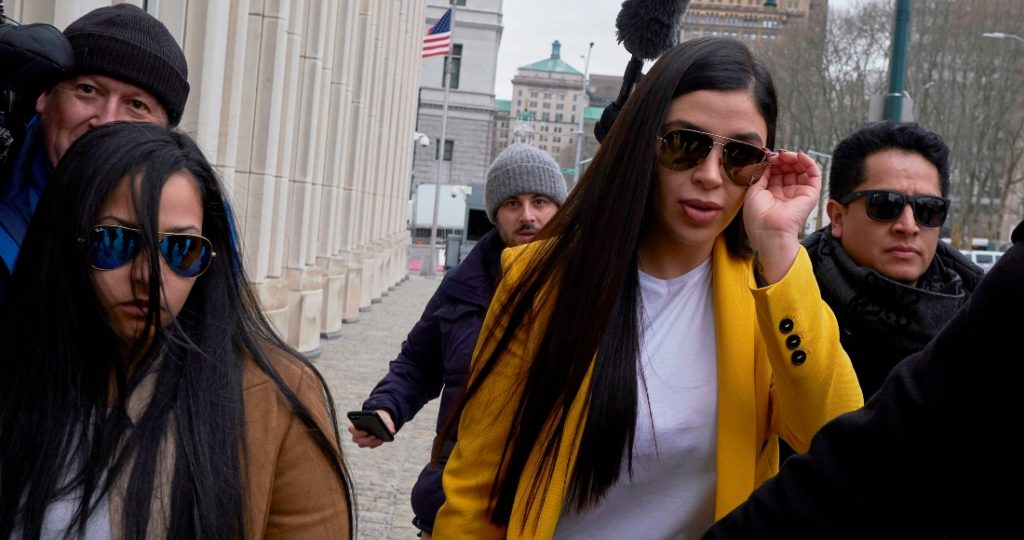 La esposa de “El Chapo” recibe sentencia en EU. Es alta: 36 meses. Aún puede apelar