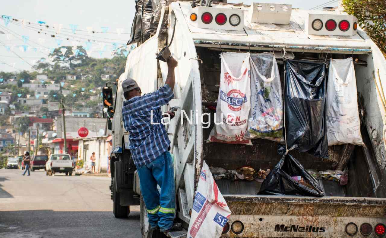Se empezó a regularizar servicio de Limpia Pública en Córdoba 1 img 20220112 wa00423077010052801880852