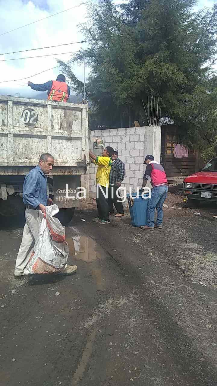 Exhortan a evitar depositar basura en las calles 3 img 20220112 wa00762339022277299608004