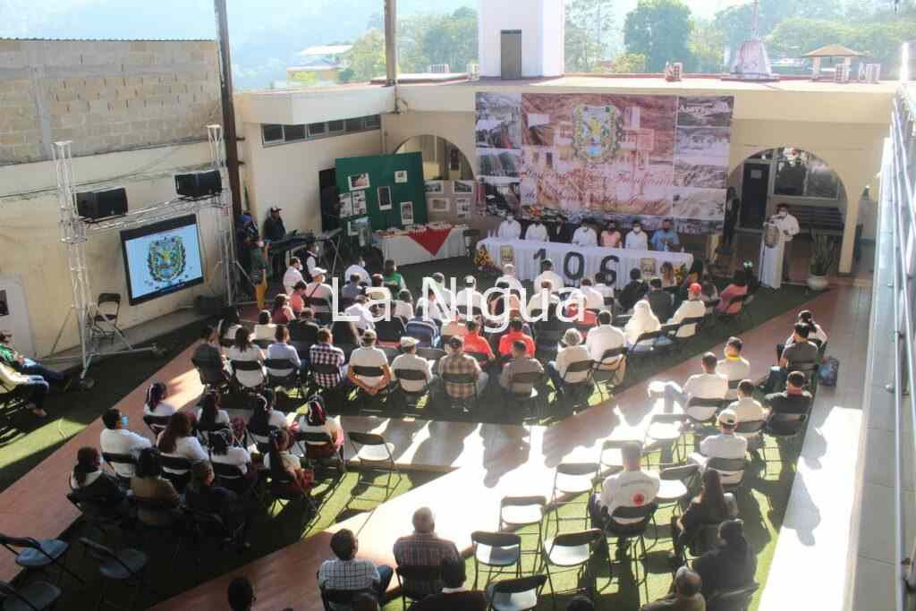 Festeja Ayuntamiento el 106 aniversario de la fundación del municipio de Atoyac