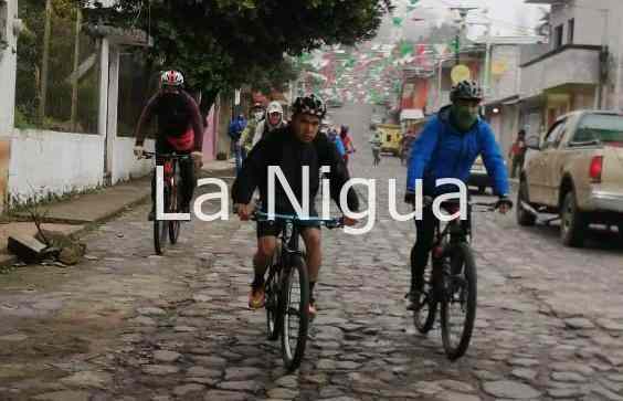 CONVIVEN CICLISTAS EN RODADA 4 img 20220116 wa00225676106342856010989