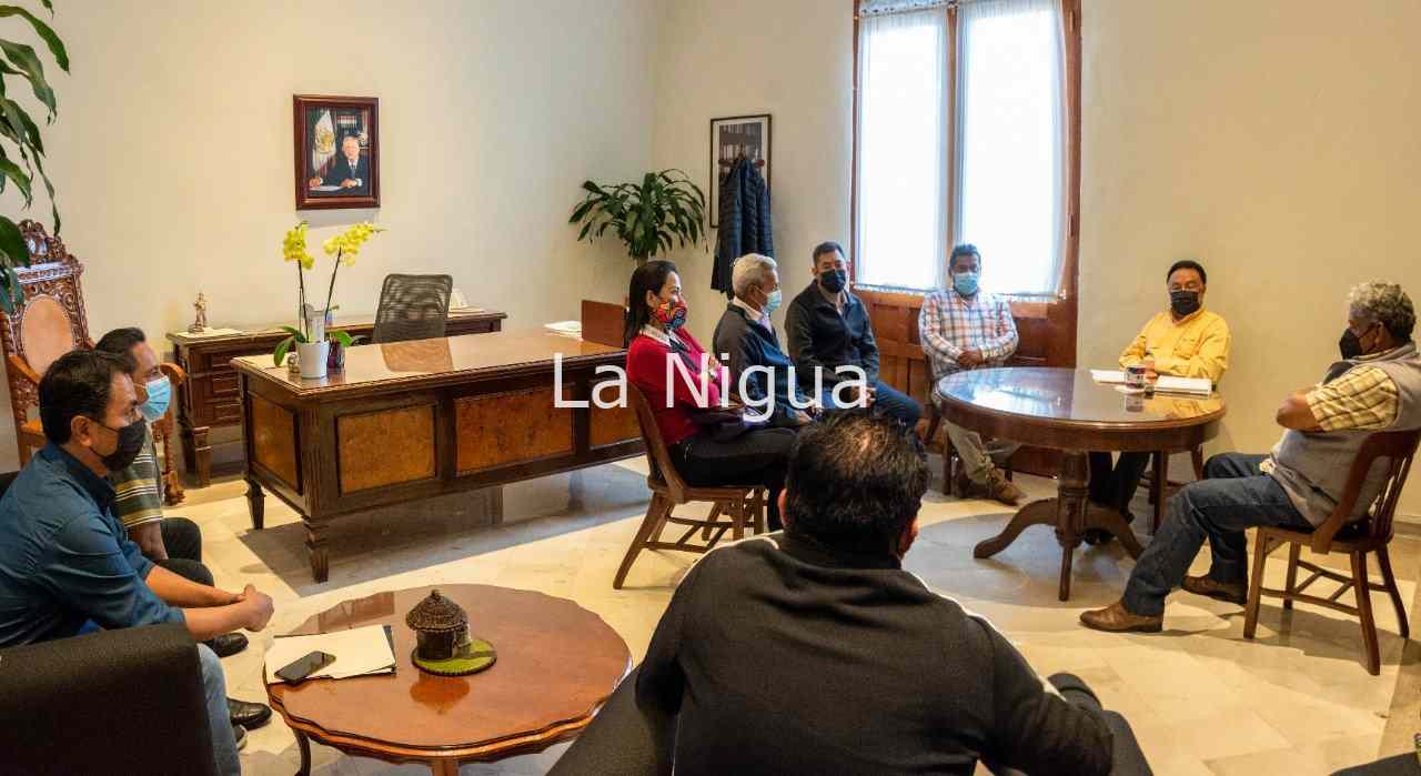 Recibe Alcalde a grupo de locatarios del Revolución 2 img 20220119 wa00117865612351024691629
