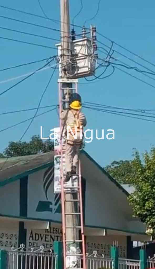 Le cortan la luz a ayuntamiento de Jesús Carranza; deben cerca de 3 millones