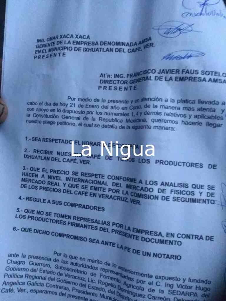Se mantiene el bloqueo en Ixhuatlán: dicen paristas 2 img 20220121 wa01965365008714236053788