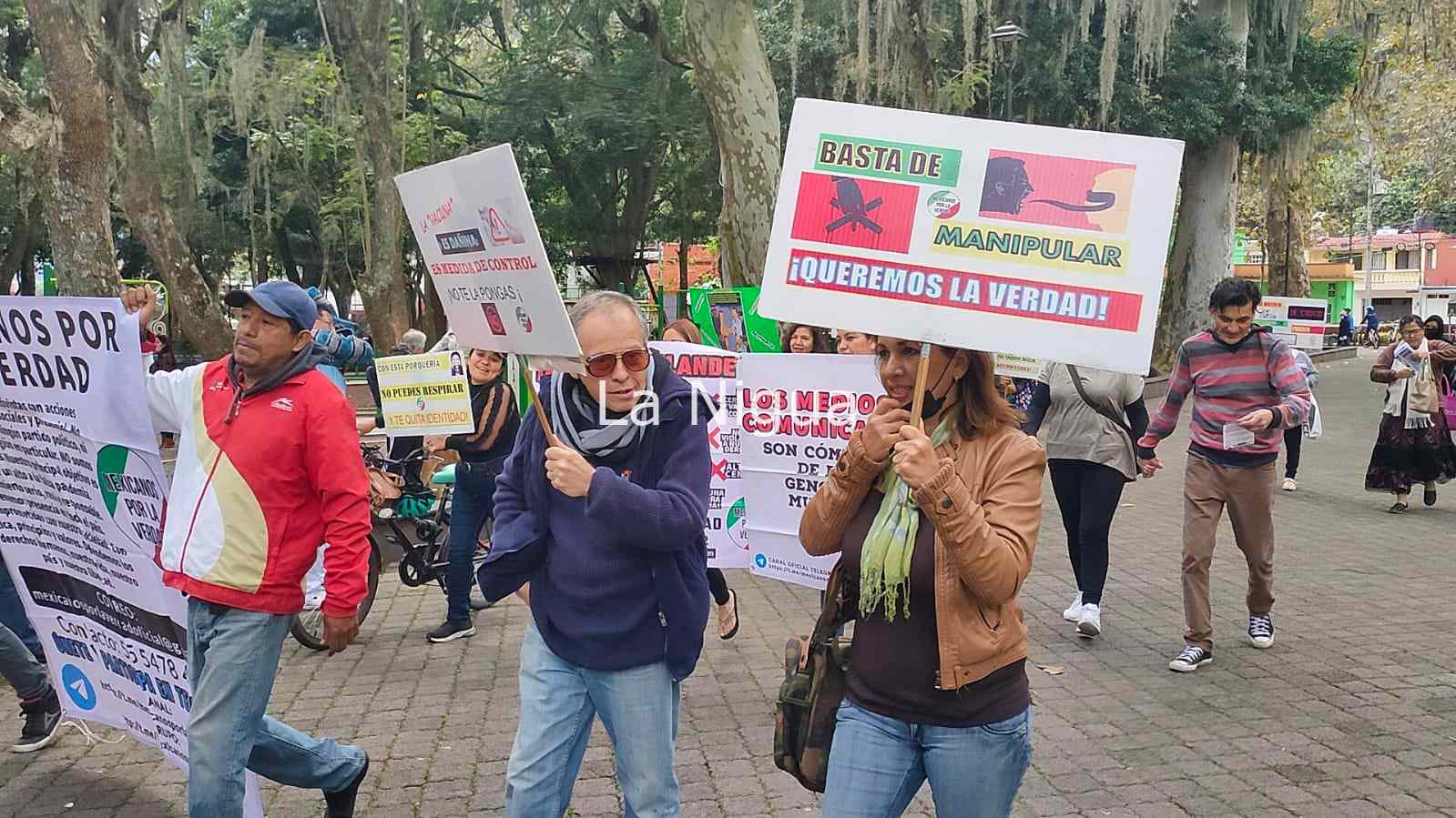 Marchan "Antivacunas en Orizaba". 1 img 20220130 wa00481507906655578953946
