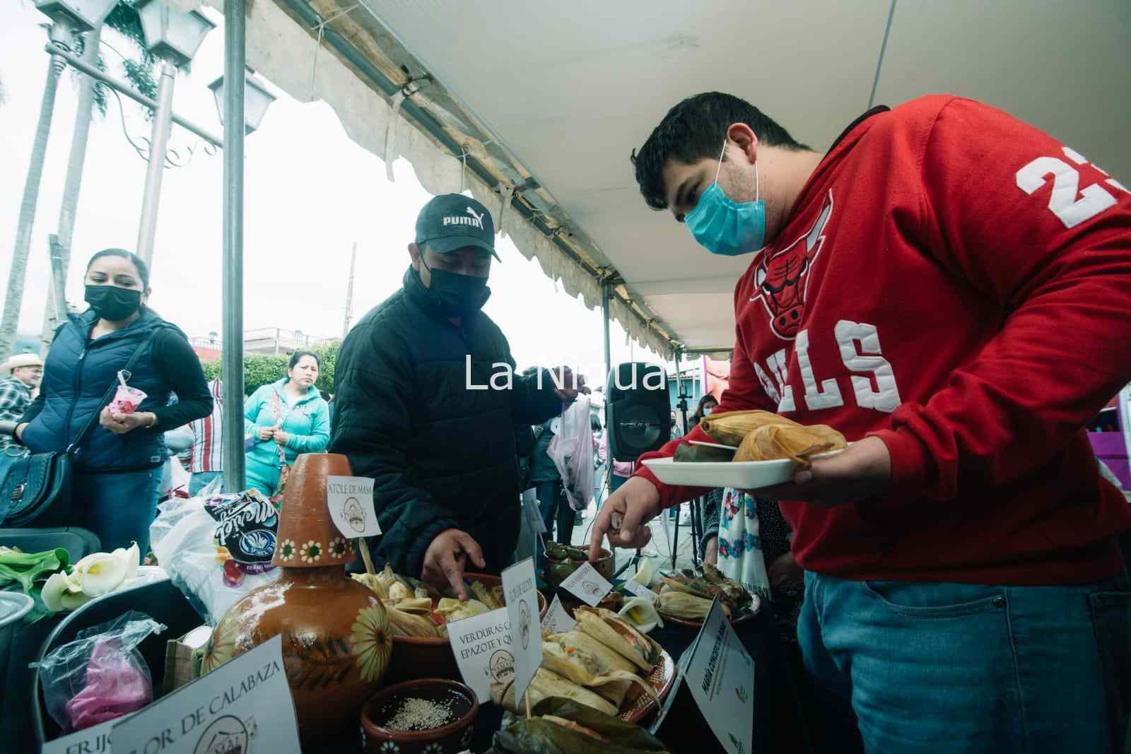 REACTIVAN ECONOMÍA Y PROMUEVEN LA GASTRONOMÍA EN COSCOMATEPEC 10 img 20220131 wa00252126984941601381470