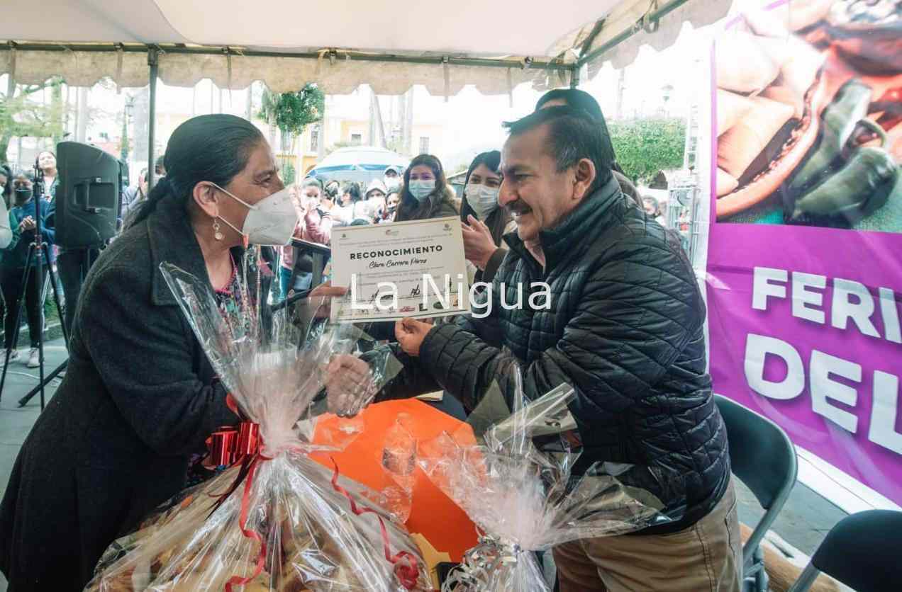 REACTIVAN ECONOMÍA Y PROMUEVEN LA GASTRONOMÍA EN COSCOMATEPEC 5 img 20220131 wa00314253197997985117449