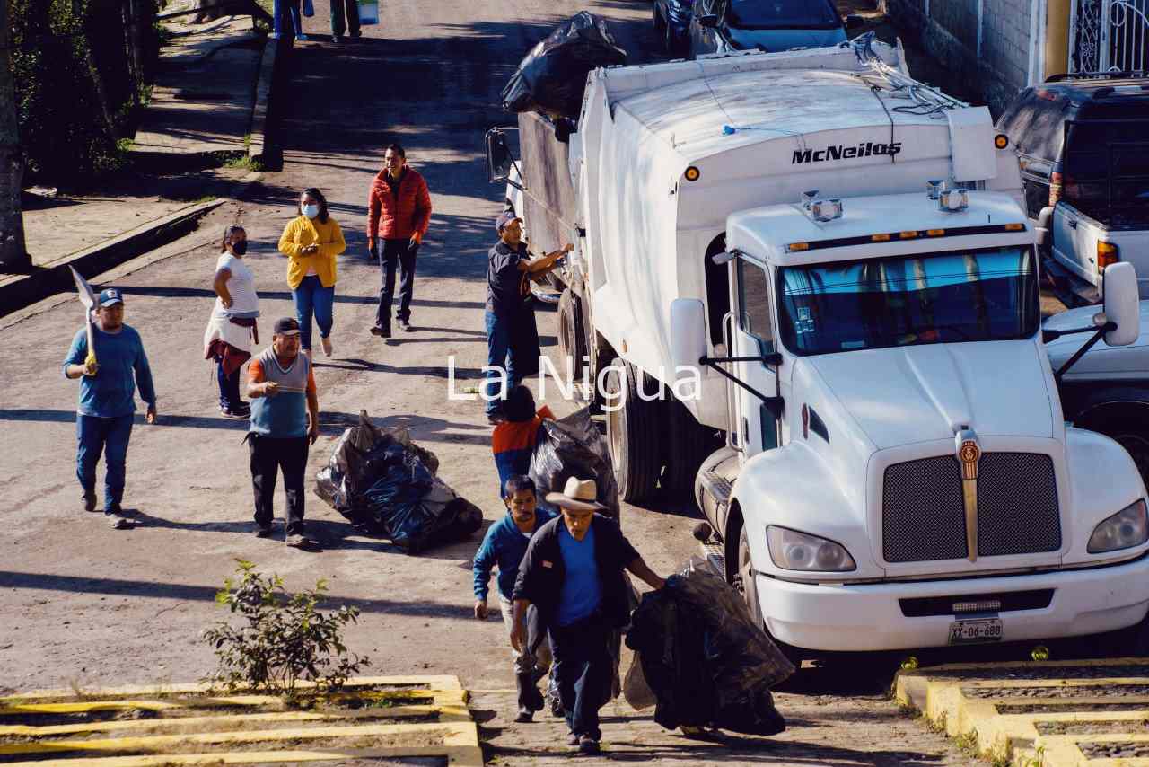 EXHORTAN A MANTENER LIMPIO EL PANTEÓN MUNICIPAL 1 img 20220209 wa00597278741226043241166