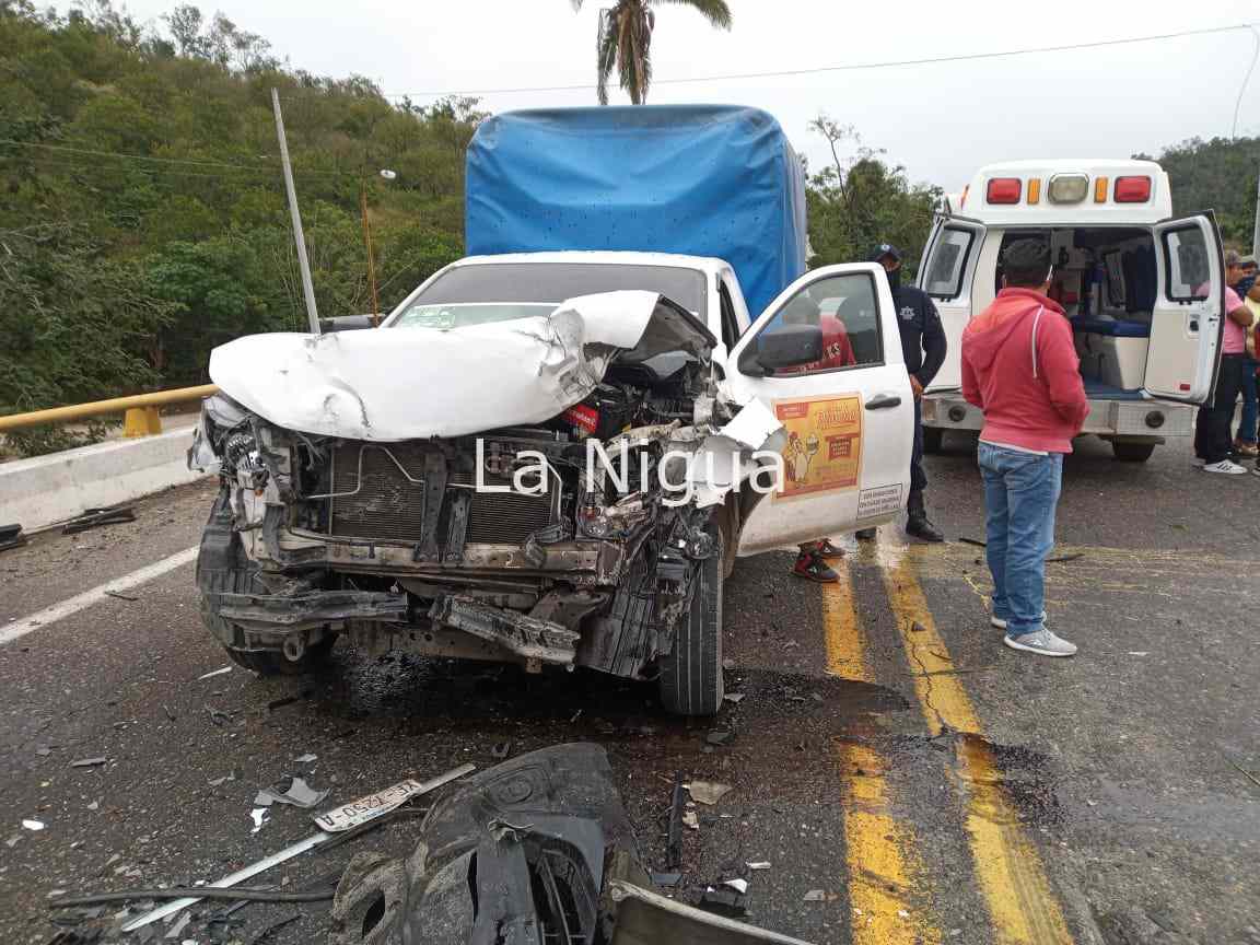 Brutal accidente en la carretera Gutiérrez Zamora a Papantla 5 img 20220209 wa00634424742579311577835