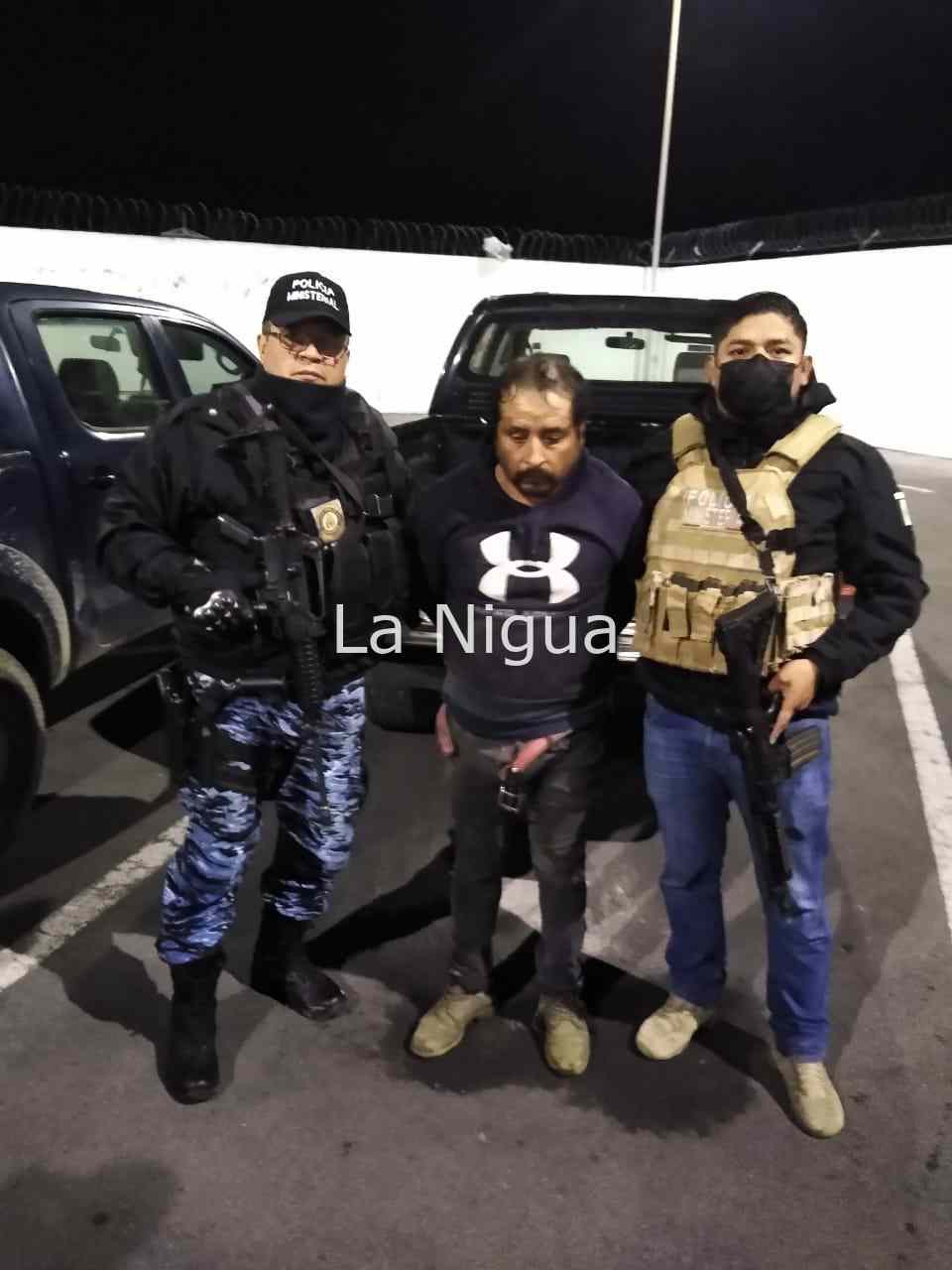 Apreheden a padre e hijo, por homicidio en La Perla 1 img 20220211 wa00063277464727652743270