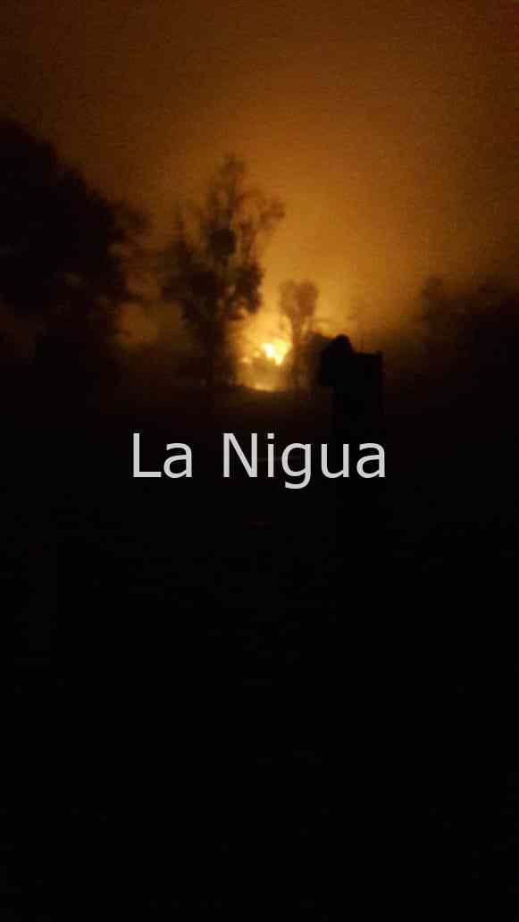Choca y se incendia en la Xalapa-Perote 2 img 20220211 wa00101147092014821176525