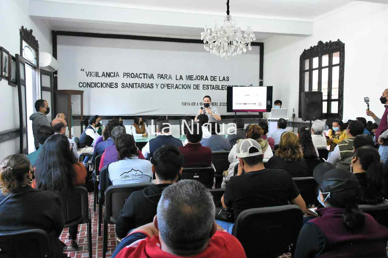 Capacita Cofepris a comercios en Vigilancia Proactiva 1 img 20220216 wa00818092027940320221104