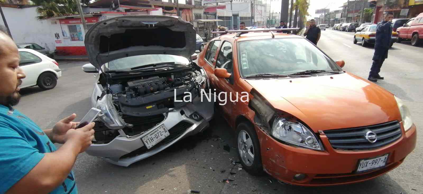Deja daños materiales choque en la avenida 11 y calle 4 3 img 20220219 wa00203112327826127933837