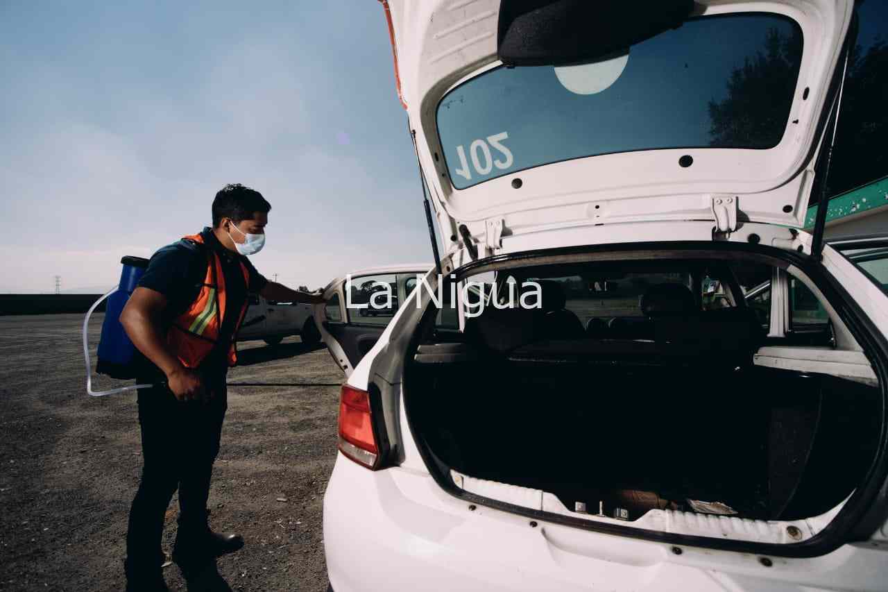 SANITIZAN A TAXIS DE COSCOMATEPEC 4 img 20220224 wa00882645282945265642176
