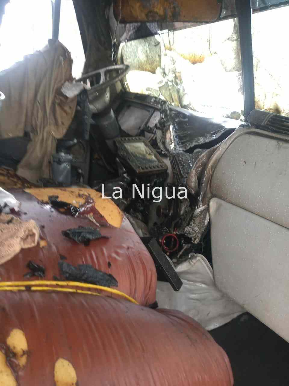 Se incendia camión cañero 10 img 20220225 wa00402783991621714725810