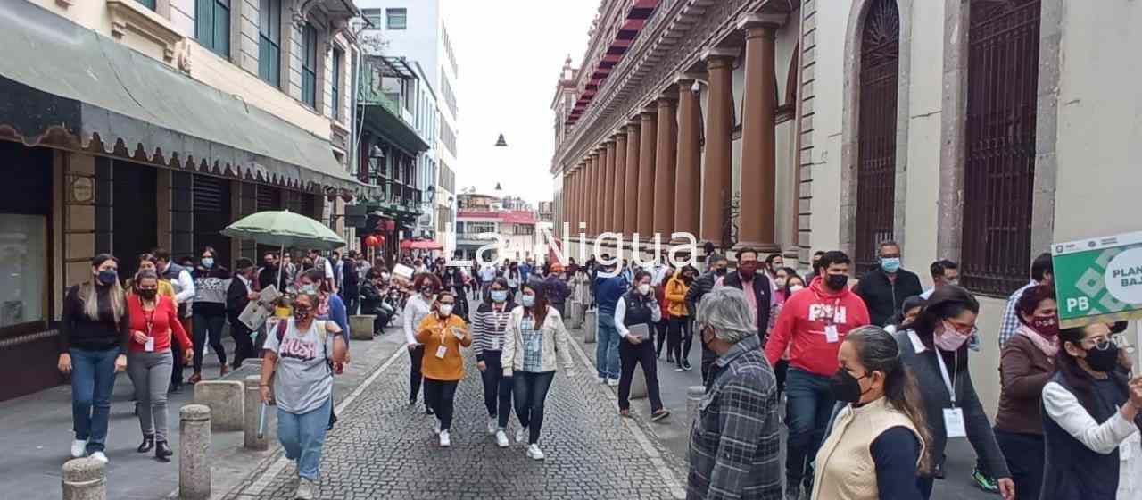 Desalojan edificios en Xalapa por temblor 1 img 20220301 wa00225475002842532402677