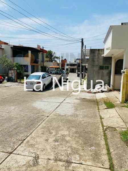 Rafaguean casa del superintendente de la CFE en Coatzacoalcos 2 img 20220304 wa00445135080504537155745