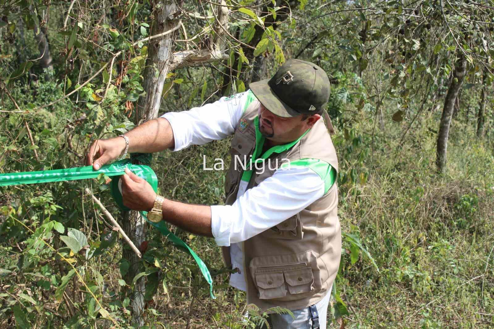 Clausuran autoridades basurero clandestino en Atoyac 3 img 20220305 wa00277600710482835493541