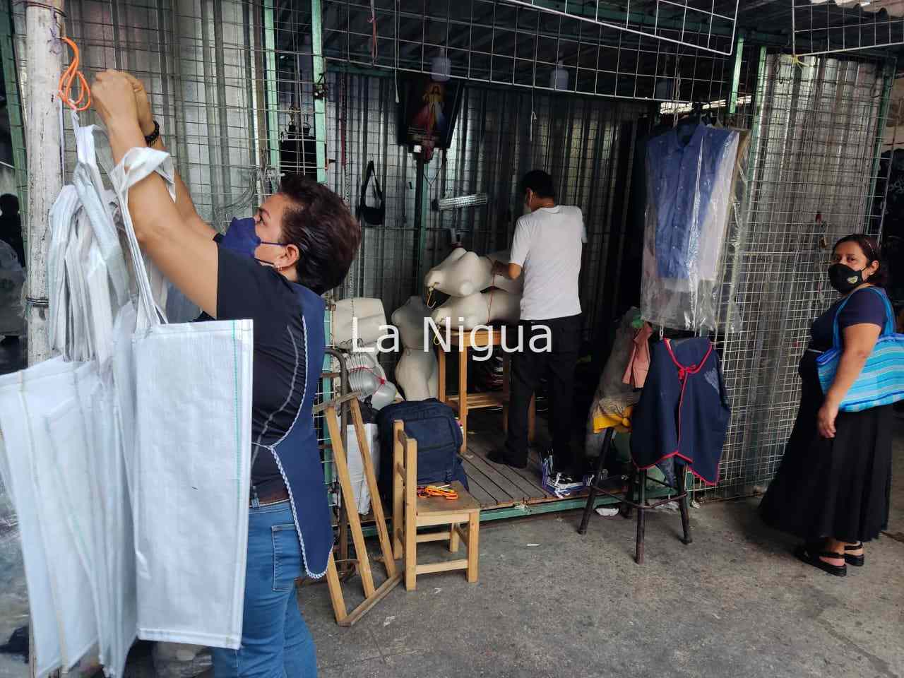 Comienza reubicación de 3 locatarios para liberación de la calle 7 1 img 20220307 wa0097562171795007928639