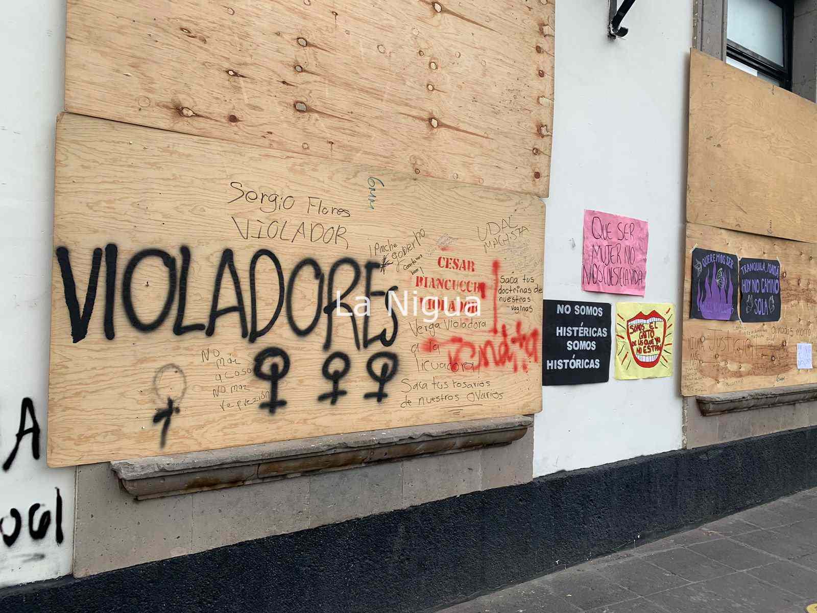 Marchan y exponen nombres de acosadores en Xalapa 37 img 20220308 wa019937659286836950278