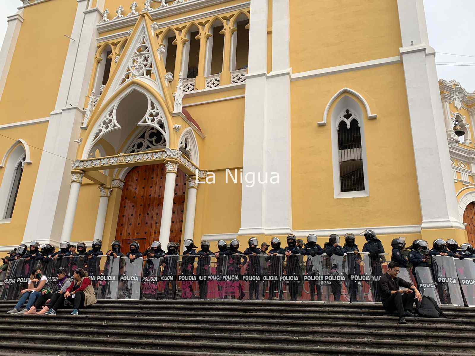 Marchan y exponen nombres de acosadores en Xalapa 24 img 20220308 wa0213155626370072970291