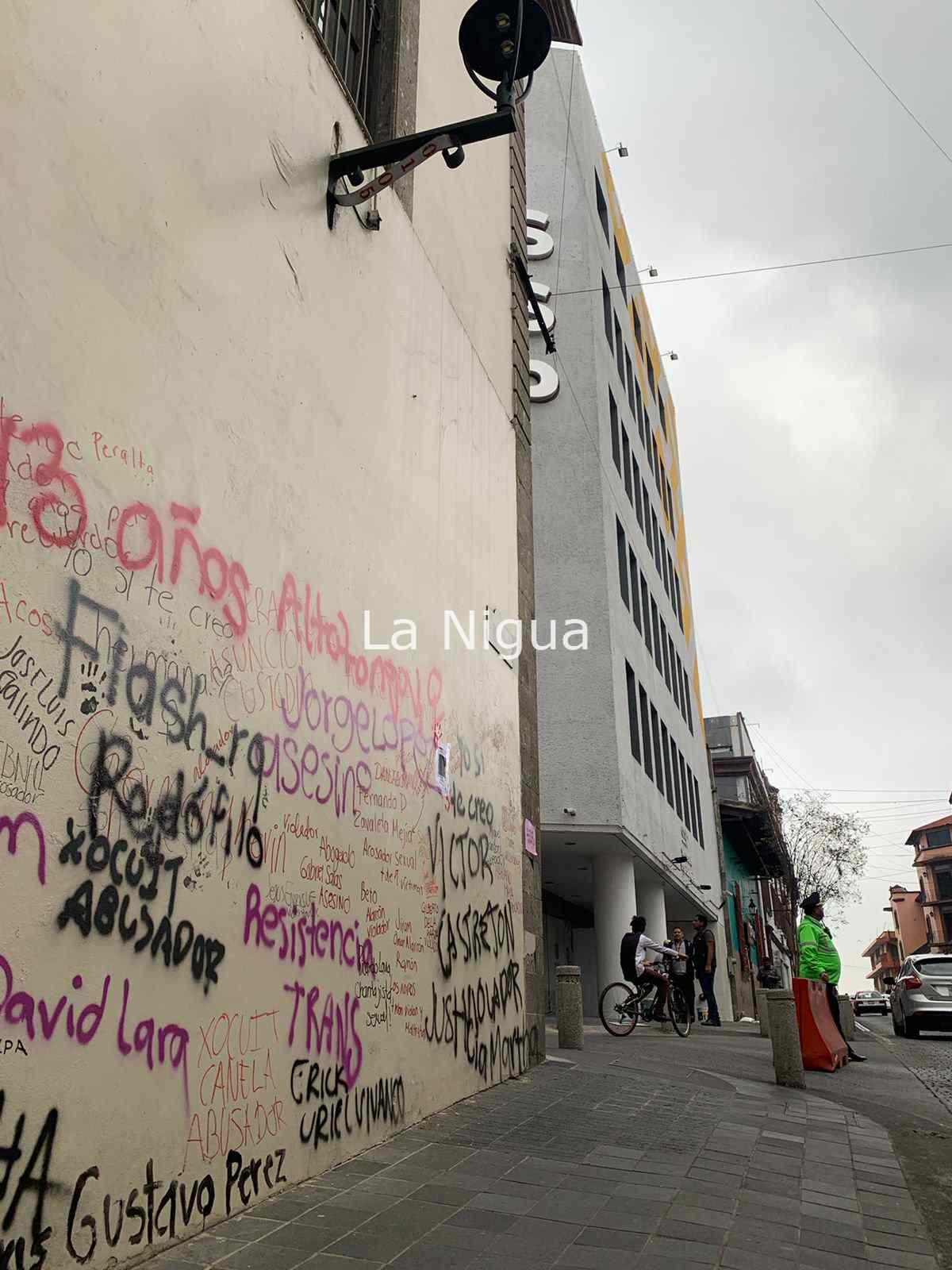 Marchan y exponen nombres de acosadores en Xalapa 2 img 20220308 wa03028025580429556136038